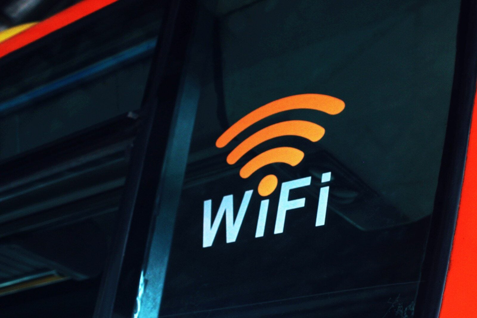 Stop Slow WiFi! How to Set Up Home Internet Network the Right Way